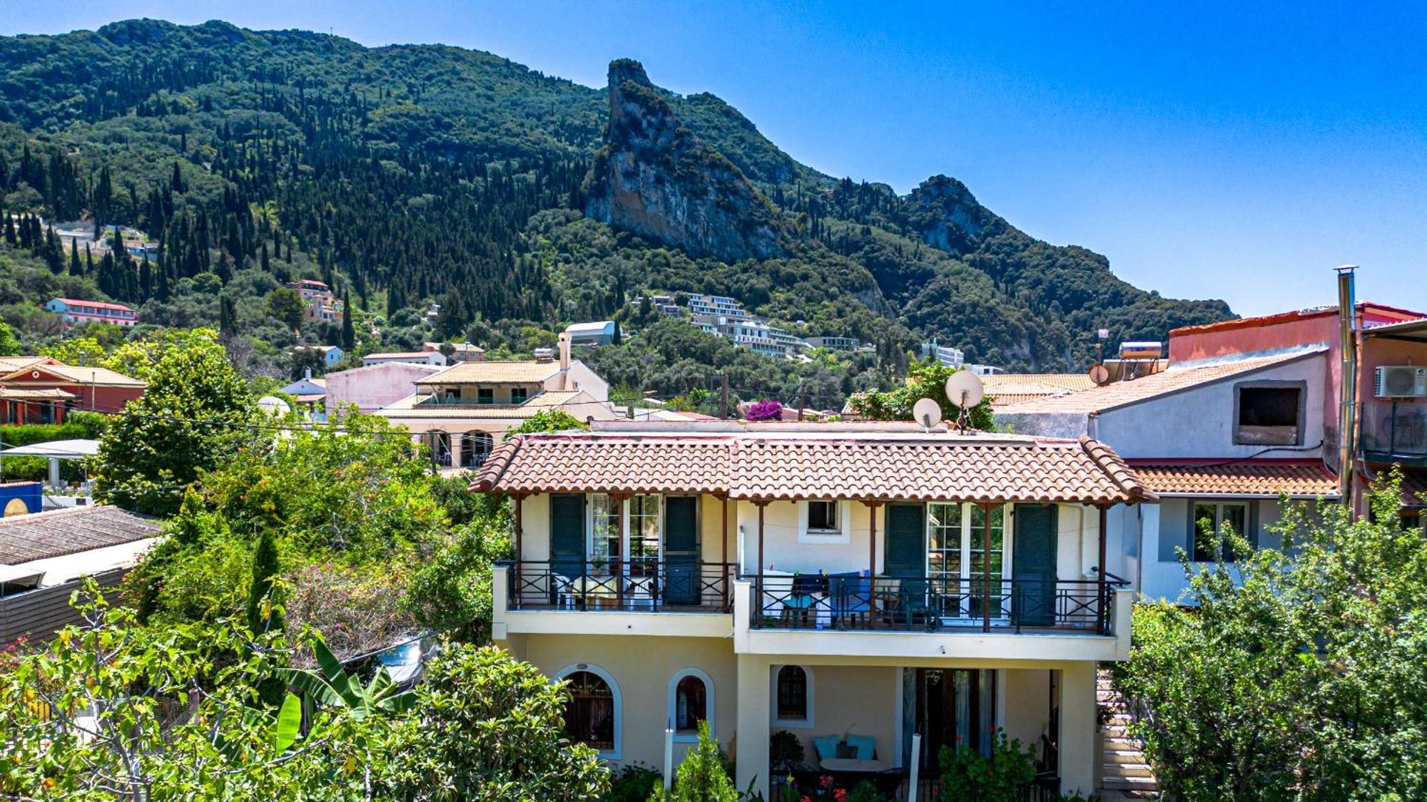 Apartment Tholeto
