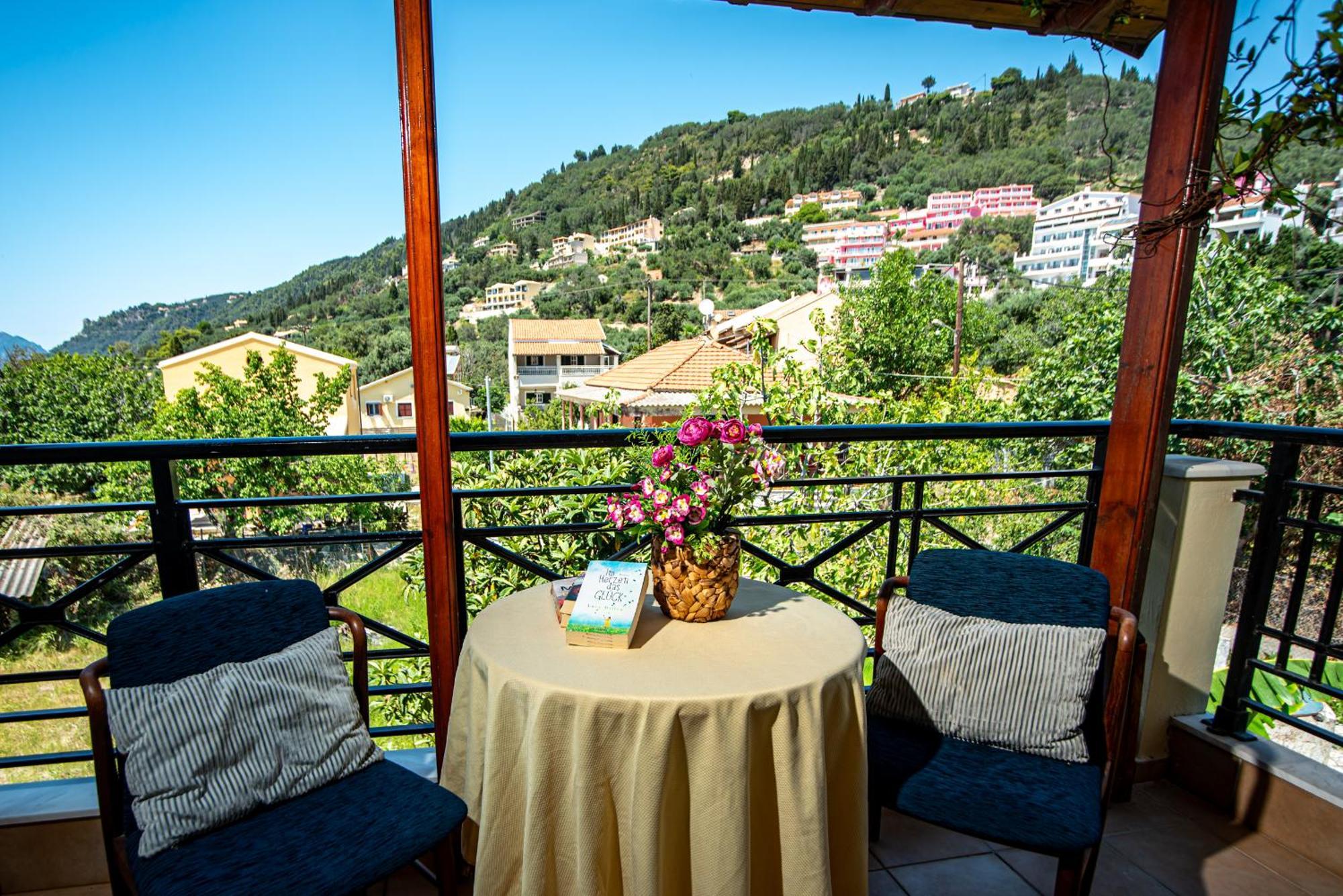 Apartment Tholeto *